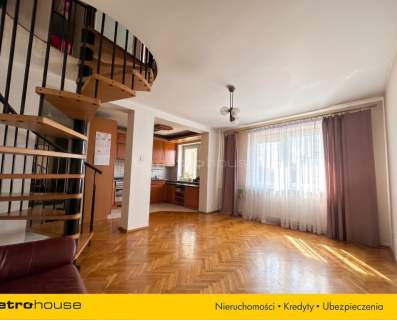 Dwupoziomowe mieszkanie Zamkowa 90,80m2 