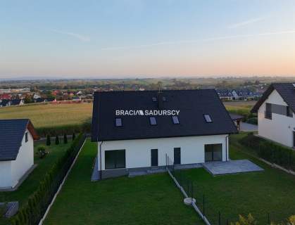 Dom/Mników 140m z Ogrodem/ Widok na Góry