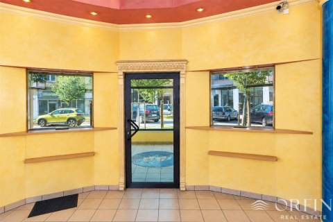 Lokal handlowo-usługowy w centrum Gdyni - 36 m2