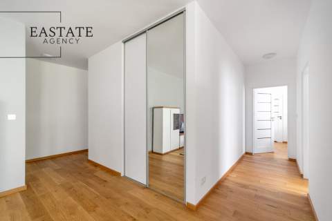 Apartament 3 pokojowy z ogródkiem i garażem
