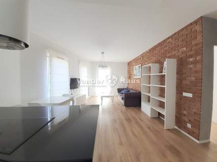 Mieszkanie z balkonem 400m od Starego Rynku, parking, nowa kuchnia