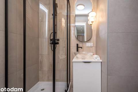 2 pokoje,38m2, balkon, winda, po remoncie, ul. Górnośląska