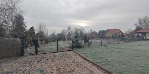 ATRAKCYJNA DZIAŁKA Z WIDOKIEM NA JEZIORO