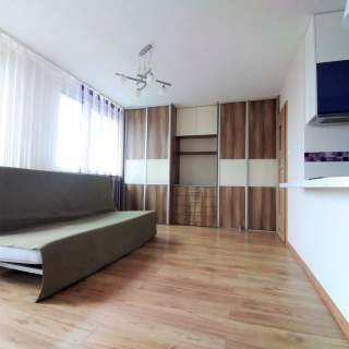 Kawalerka na sprzedaż 26 m2 balkon piwnicaSky Tower