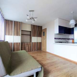 Kawalerka na sprzedaż 26 m2 balkon piwnicaSky Tower