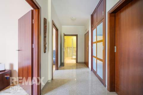 Apartament z dużym tarasem nad Zegrzem