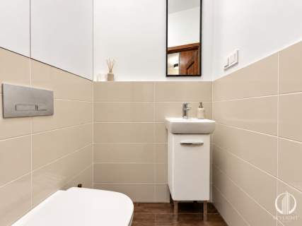 Czteropokojowy apartament na Woli