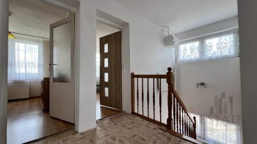 Dom, 5 pokoi, 2 łazienki, balkon, ogród, garaż