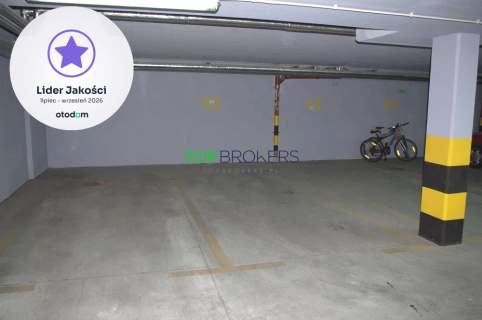 Słoneczne studio dla singla przy lesie, parking
