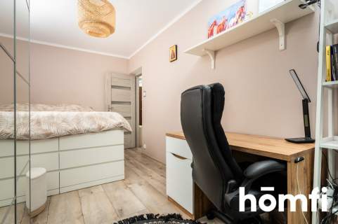 2 pokoje duży balkon garaż
