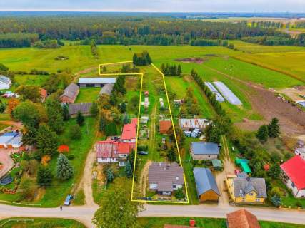 Piękny dom z pełnym wyposażeniem - działka 7200 m2