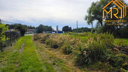 Działka budowlana w pierwszej linii zabudowy   14