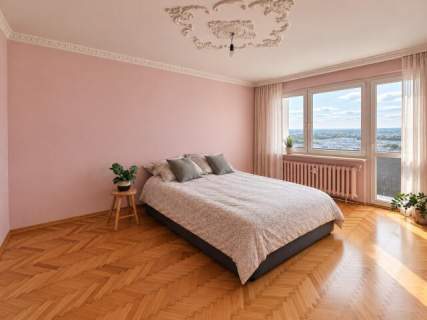 Północ 2 pokoje niski czynsz balkon piękne widoki