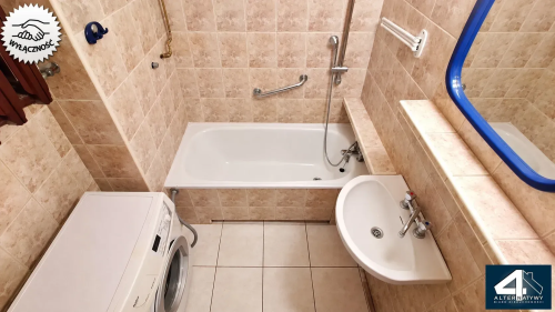 Wielicka, 3 pokoje, osobna kuchnia, balkon