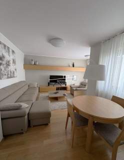 jasne, ciche 4 pokojowe w apt. na Mokotowie, 2 laz