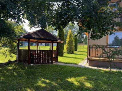 Dom na wsi z wyposażeniem i umeblowaniem