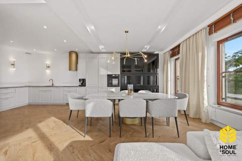 Unikatowy penthouse z prywatnym tarasem