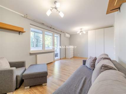2 POKOJE 52 m BALKON OSOBNA KUCHNIA