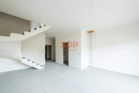 Domowa przestrzeń Ogród i garaż 109,78 m2