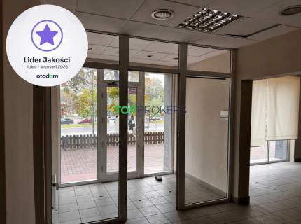 Przestronny lokal z witrynami bez gastro