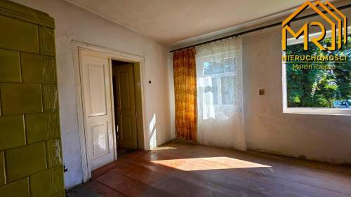 Drewniany dom do remontu Siedliszowice, gm. Żabn