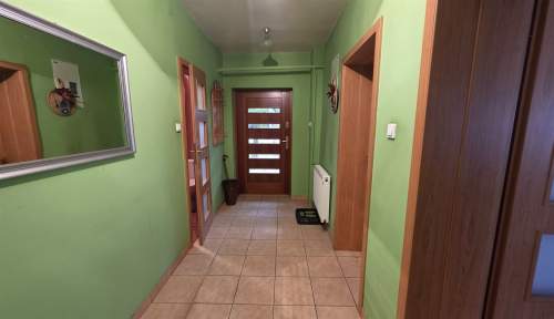 Ciekawy dom na DUUUŻEJ działce w Lusowie
