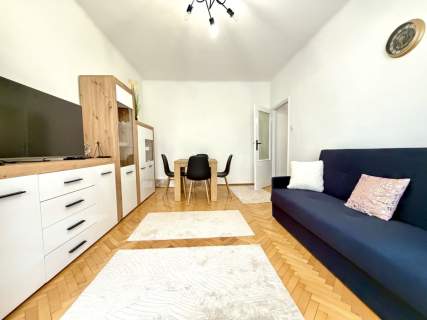 Osobna kuchnia Odświeżone Umeblowane Balkon
