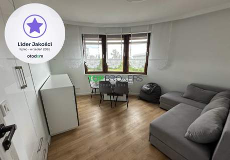 Komfortowe trzy pokoje, balkon, garaż