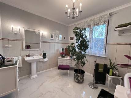 Apartament bezczynszowy z ogródkiem i garażem
