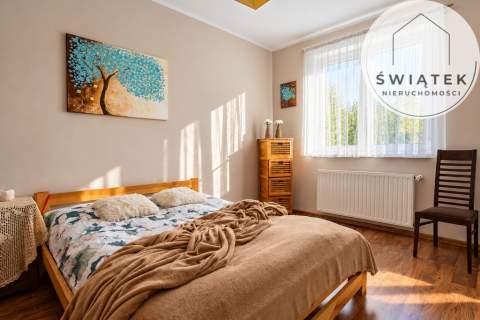 Dom dla dwóch pokoleń 6 pokoi gotowy do zamieszkania