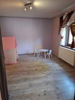 Duża działka, wyremontowany dom i cicha wieś w gór