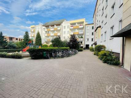Koniuchy, wysoki parter,blok z cegły, patio