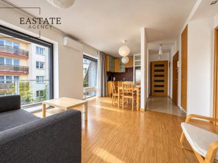ul. Włodarzewska 51E/ Parking/ Park Szczęśliwicki