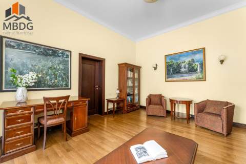 Apartament, Krupnicza 7