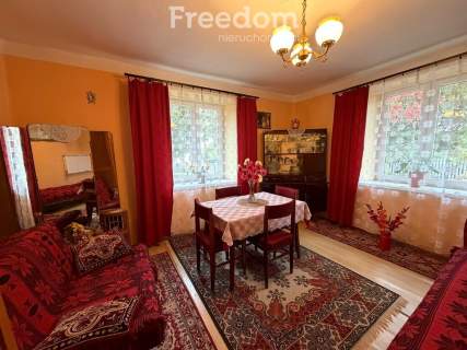 Dom do remontu z zabudowaniami na działce 1100 m2 Ciszyca Dolna