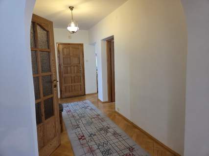 solidny dom z 3 mieszkaniami w centrum Rumi w spokojnej lokalizacji