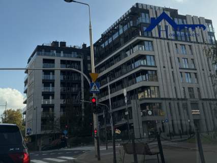 Kawalerka/Balkon/Kamienica/Blisko metra