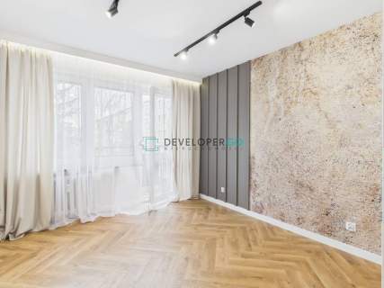 4 pokoje po generalnym remoncie 58 m2