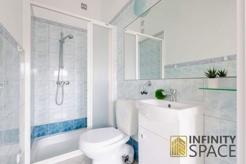 Dwupoziomowe 100m2 Sauna Kominek Garaż
