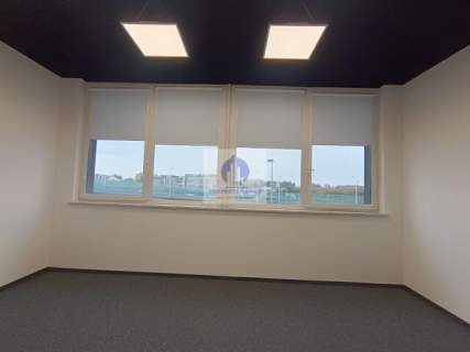 Włochy lokal biurowy 91,30 m2 do wynajęcia