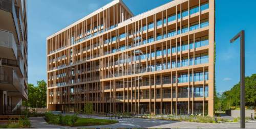 Duży Balkon Kameralny apartamentowiec