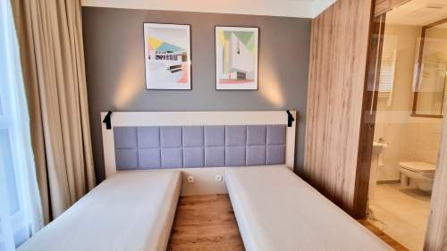 Do wynajęcia lokal w standardzie hotelowym. Wszystko w cenie.
