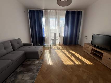 2 pokoje piwnica balkon miejsce postojowe