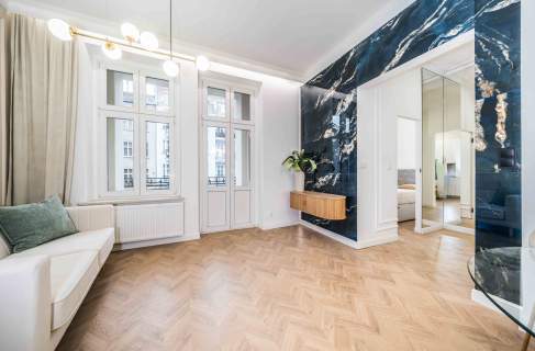Urządzone dwa pokoje balkon kamienica Wilda