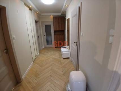 Przestronne i jasne 3 pokojowe mieszkanie na Skoroszach