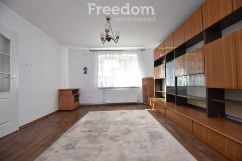Mieszkanie 61 m2, bez czynszowe, ogródek, pom. gospodarcze