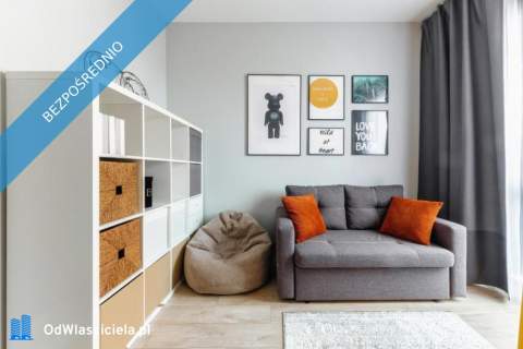 Jasny apartament 70m , 2 sypialnie, balkon i parking na Ochocie
