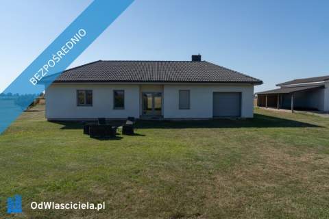 Dom parterowy 235 m2, 2 garaże, działka 2.500m2