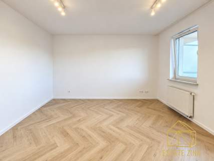 Mieszkanie po generalnym remoncie Duży balkon