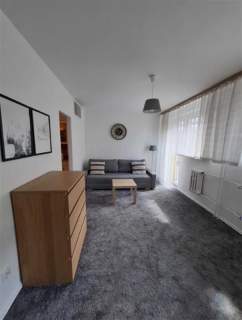 Szczytnicka/kawalerka/parking/balkon/od zaraz